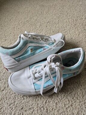 Vans x SpongeBob Old Skool Bikini Bubble White & Blue Shoes Men 6.5 Women 8